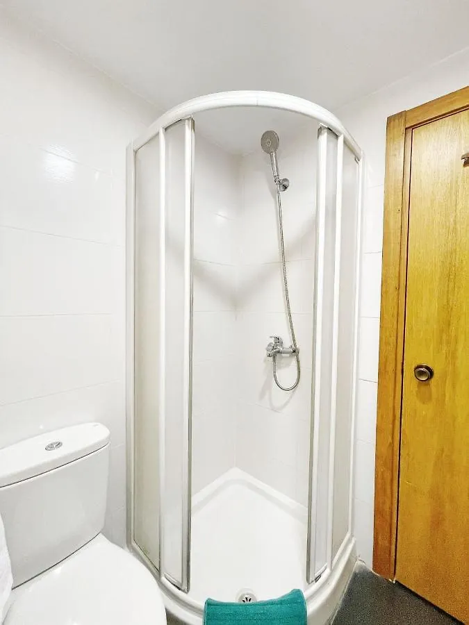 Nuevo/Acogedor Estudio En Prosperidad, Terraza,A/C Appartement Madrid