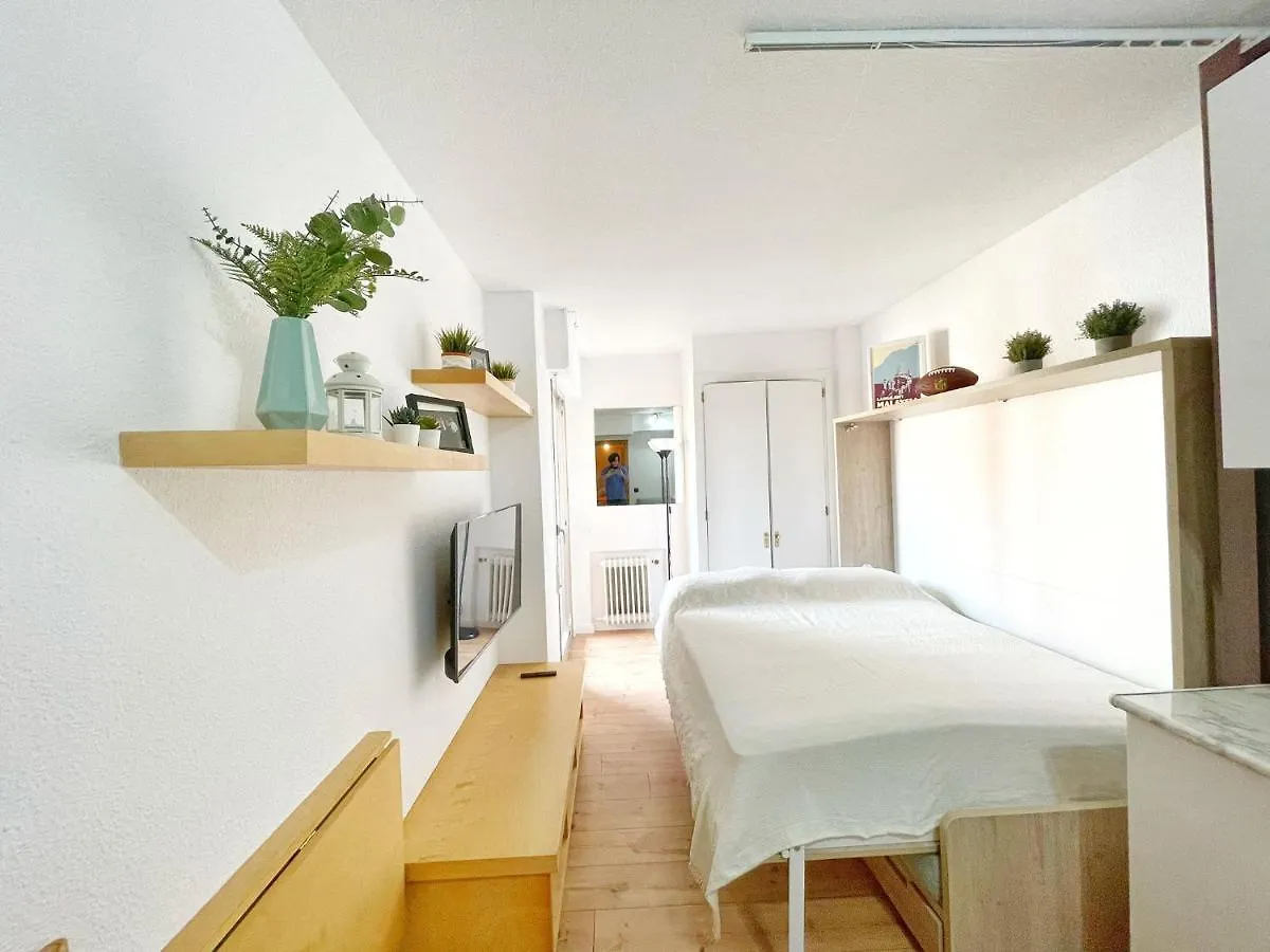 Nuevo/Acogedor Estudio En Prosperidad, Terraza,A/C Apartment Madrid Spain